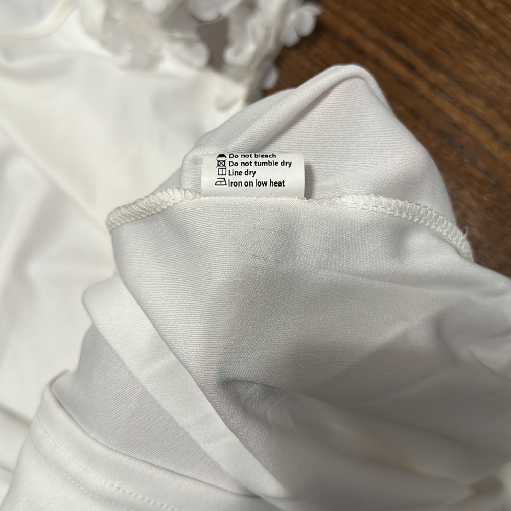 White Flower Appliqué Ballon Sleeve Mini Fitted Stretchy Maternity Dress Small - Picture 8 of 12
